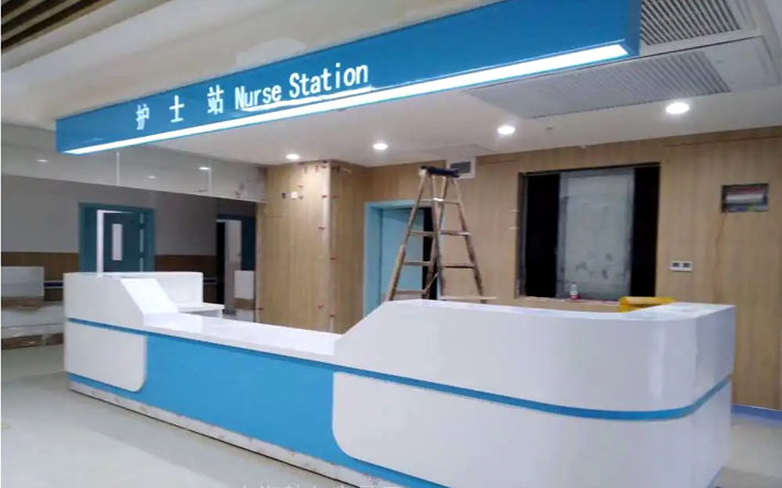 病房內,上海27歲麻醉師崩潰大哭!同事隔著玻璃舉起一張紙,看完所有人都… 病房內,上海27歲麻醉師崩潰大哭!同事隔著玻璃舉起一張紙,看完所有人都…